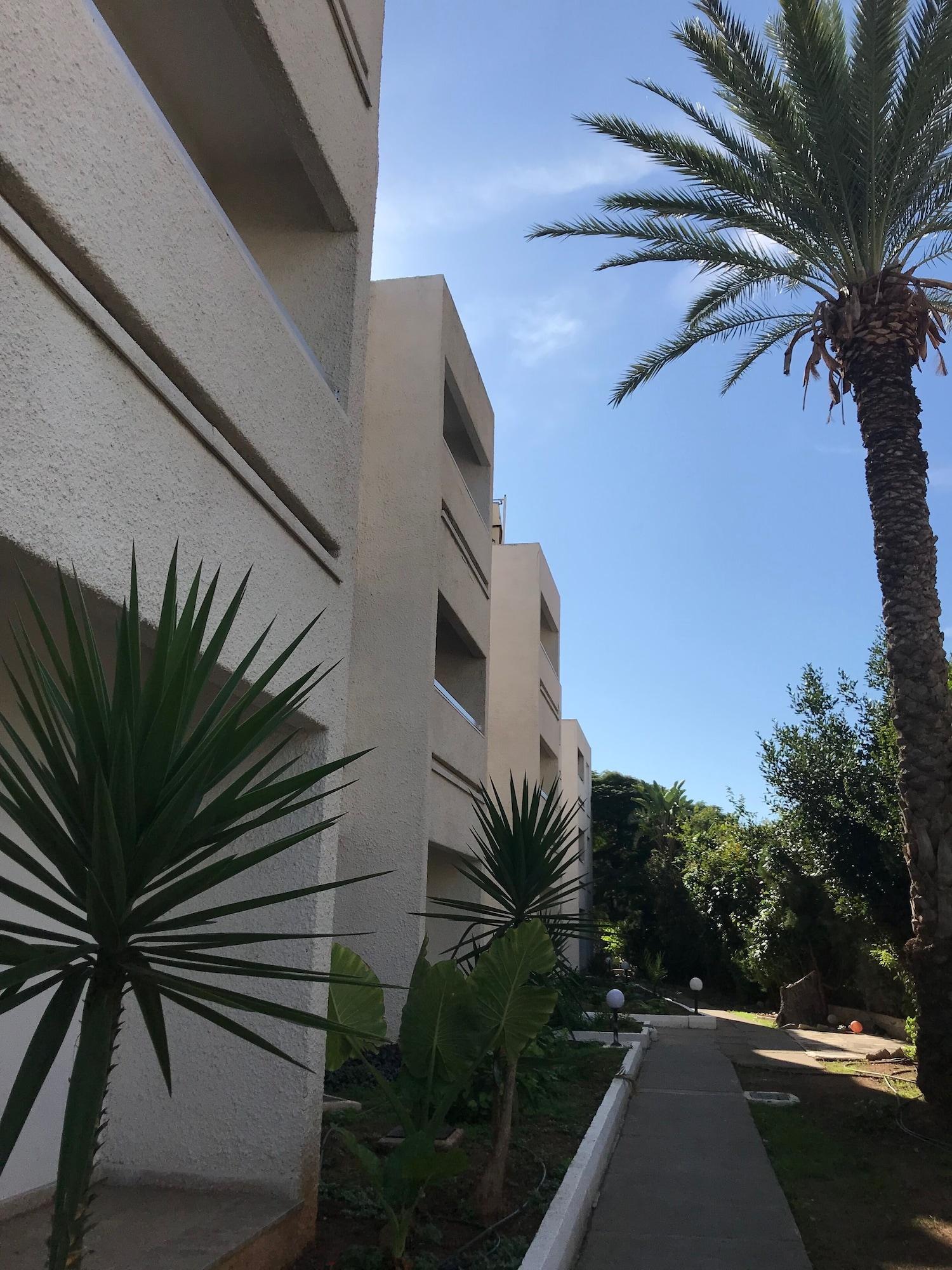 Daphne Hotel Apartments (Adults Only) Paphos Kültér fotó