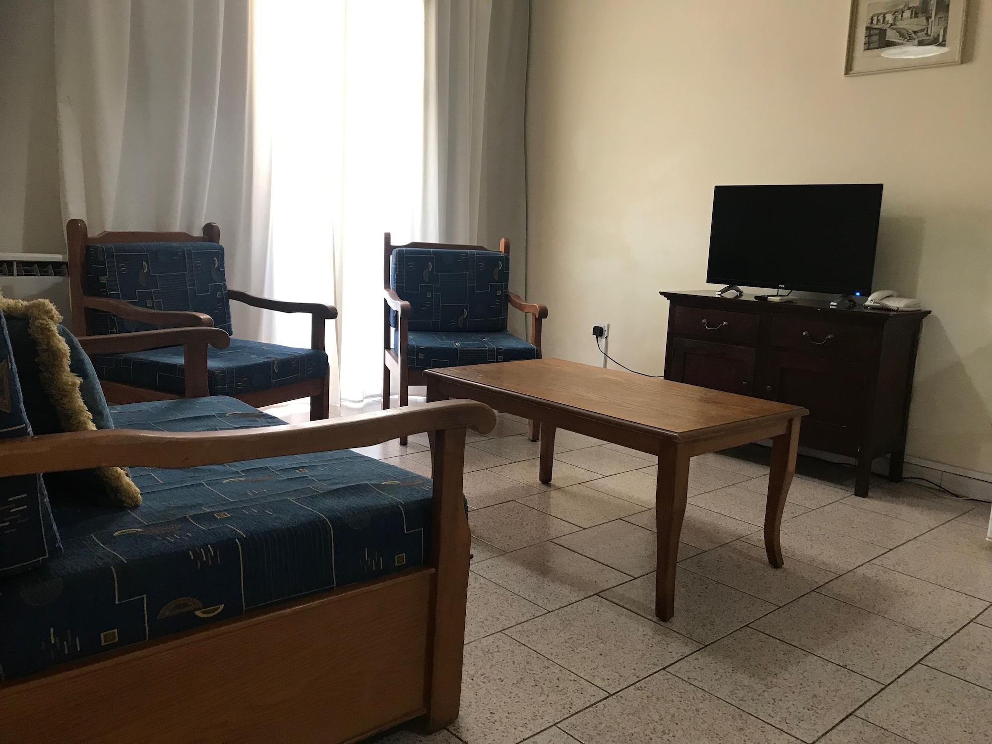 Daphne Hotel Apartments (Adults Only) Paphos Kültér fotó