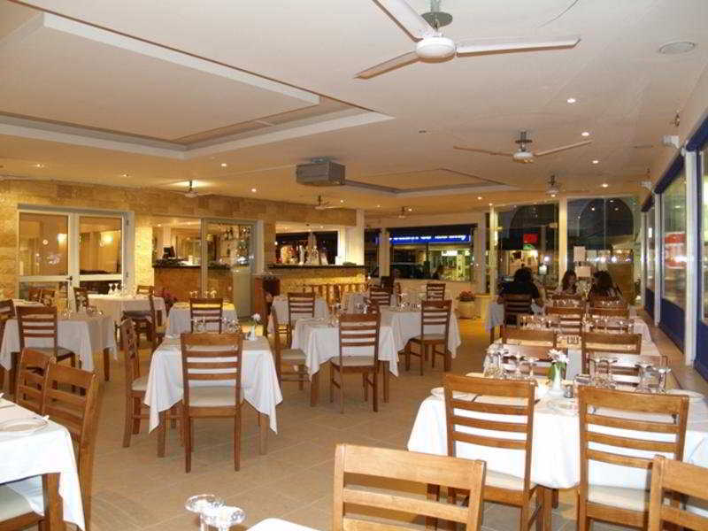 Daphne Hotel Apartments (Adults Only) Paphos Kültér fotó