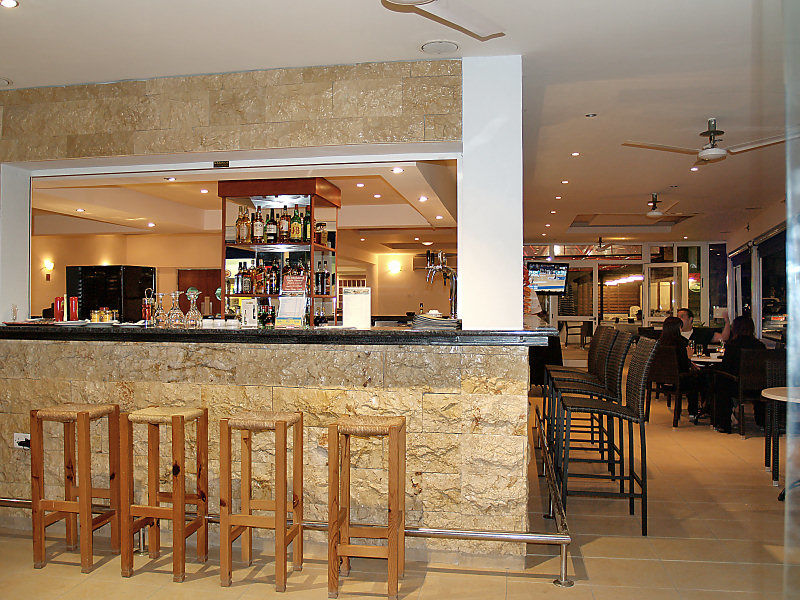 Daphne Hotel Apartments (Adults Only) Paphos Kültér fotó