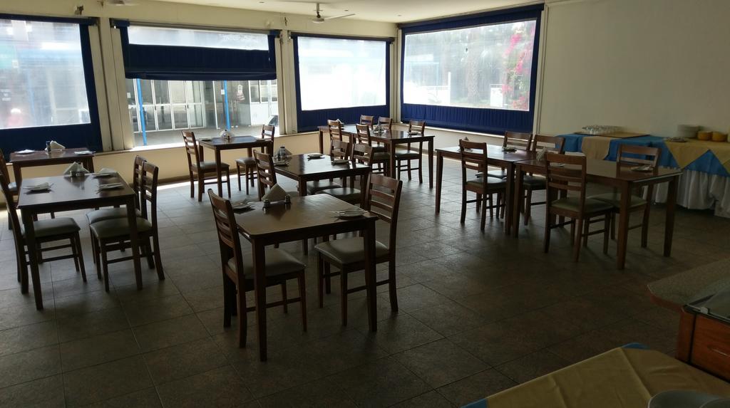Daphne Hotel Apartments (Adults Only) Paphos Kültér fotó