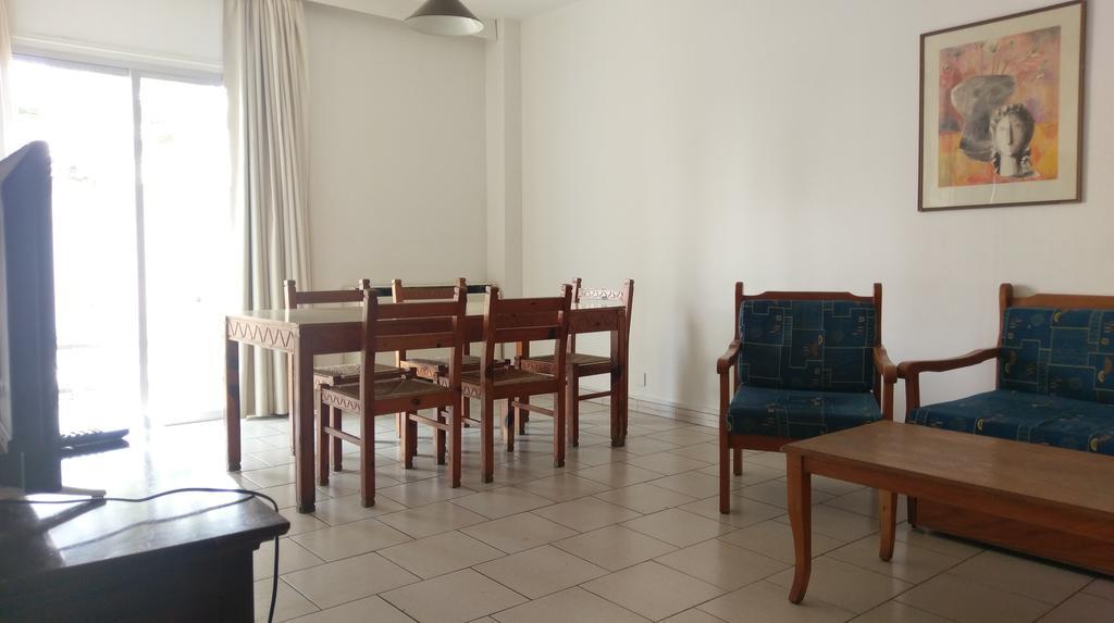 Daphne Hotel Apartments (Adults Only) Paphos Kültér fotó