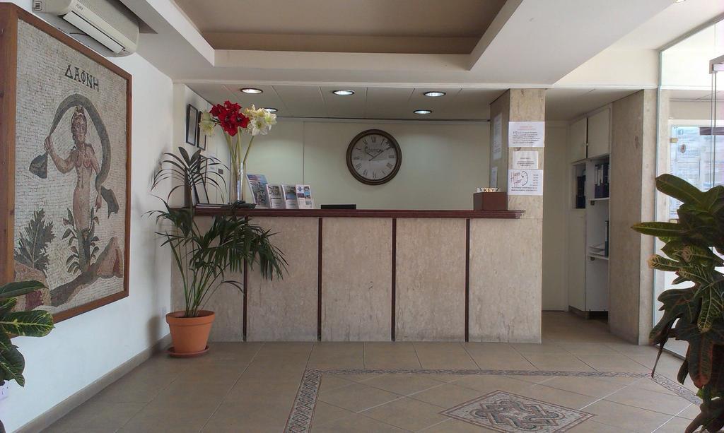 Daphne Hotel Apartments (Adults Only) Paphos Kültér fotó